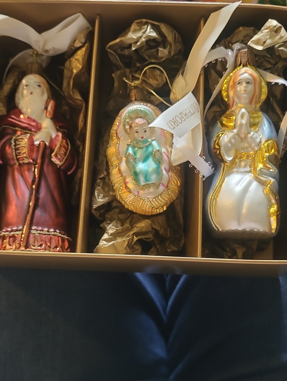 Waterford Nativity Ornament Set - Gold, Red, White In Original Box